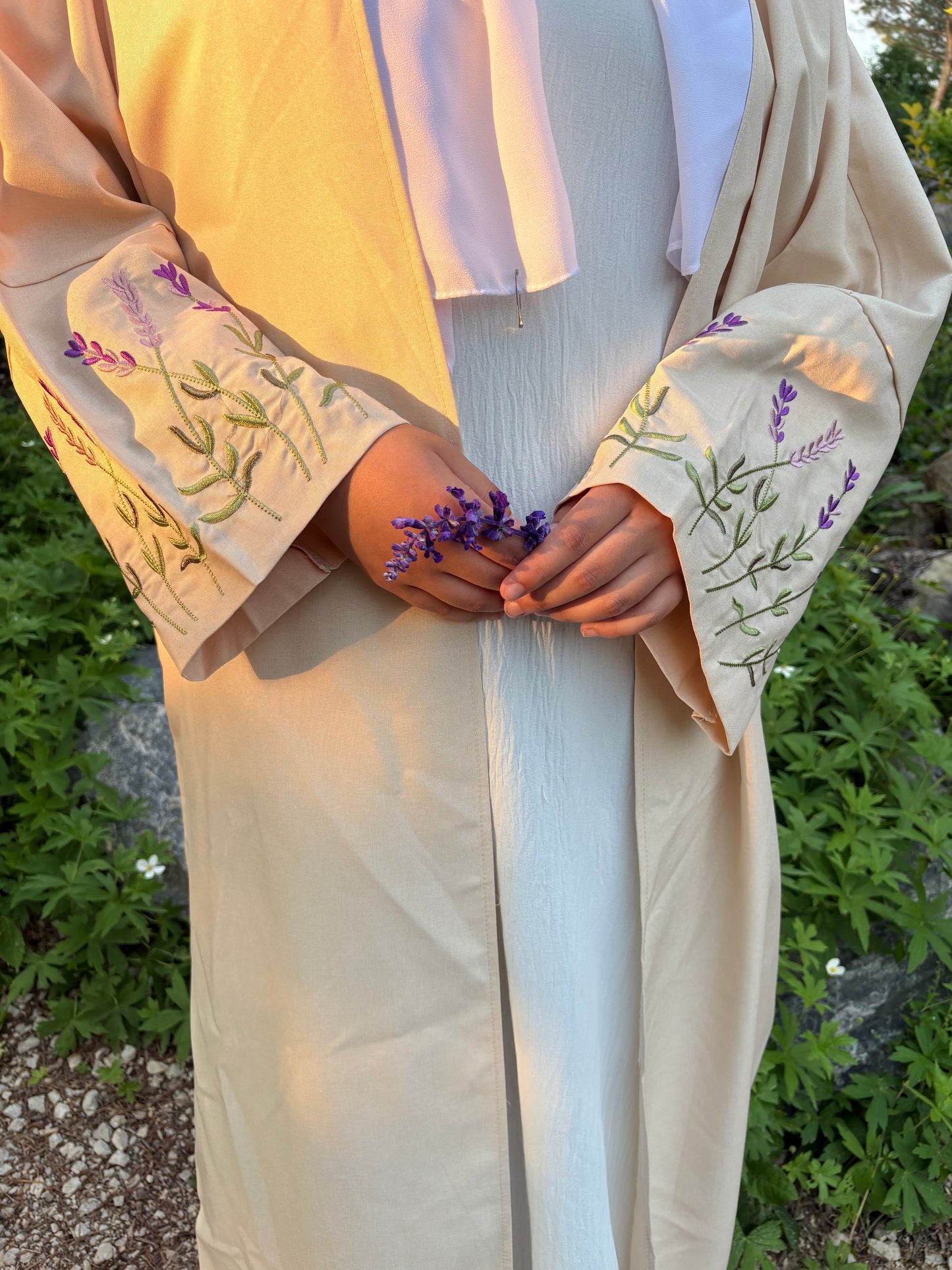 Salma Embroidered Open Abaya