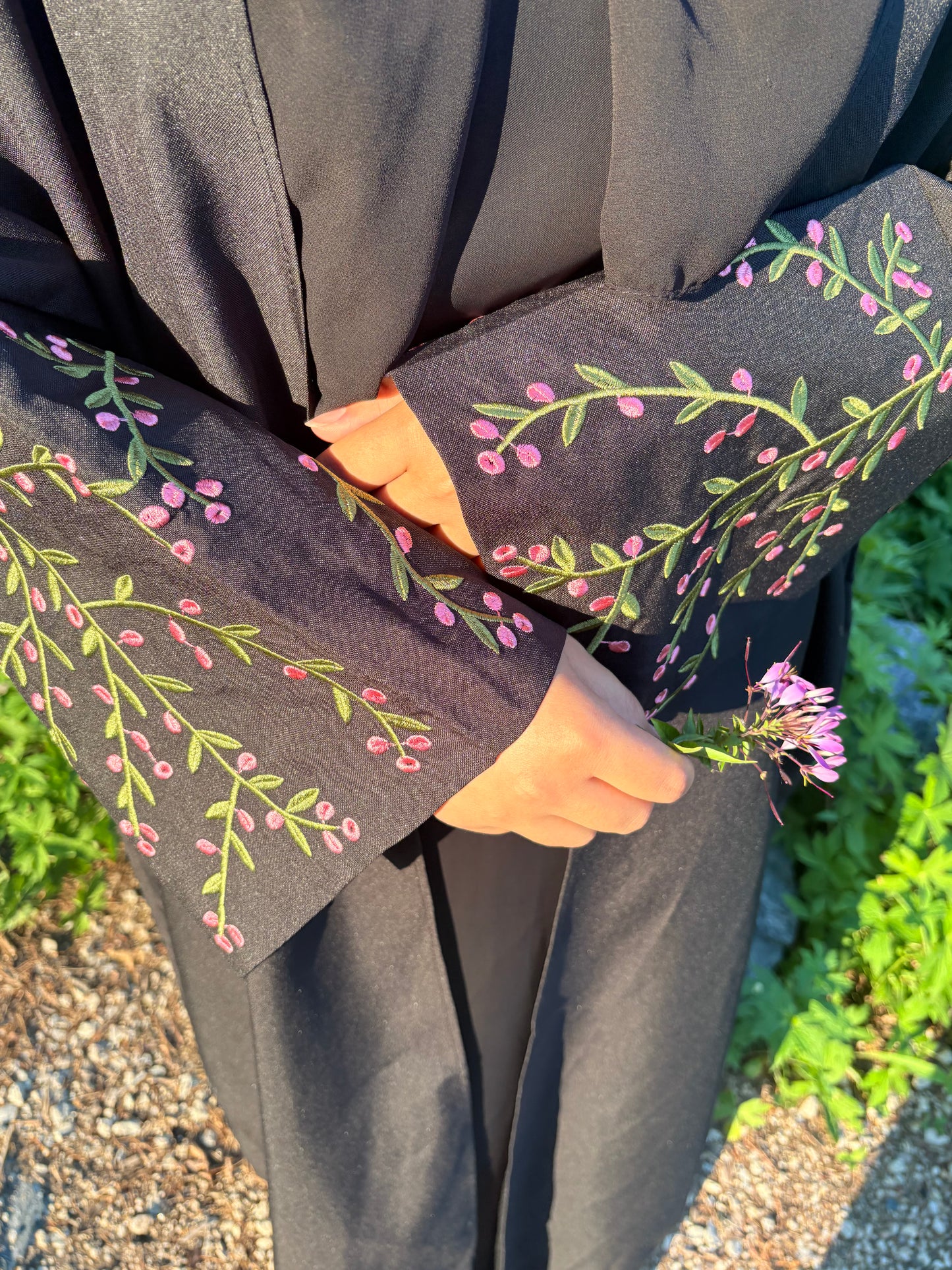 Warda Open Abaya